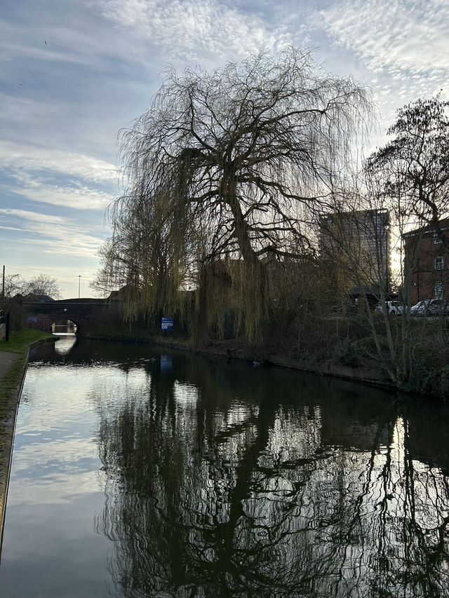 Coventry Canal: A Scenic Journey Through History