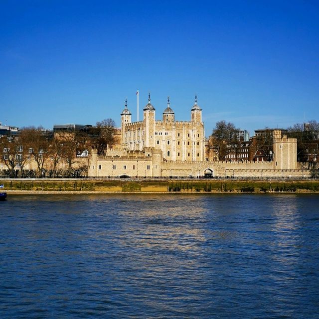 Wandering the Thames: Exploring London’s Historic Waterway