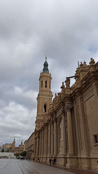 Zaragoza in One Day – Get the Most of It! 🌟