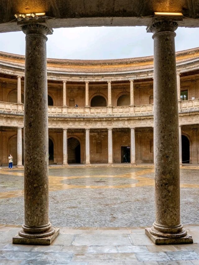 🌄 The Hills of Granada: A Tapestry of History and Breathtaking Views 🇪🇸✨