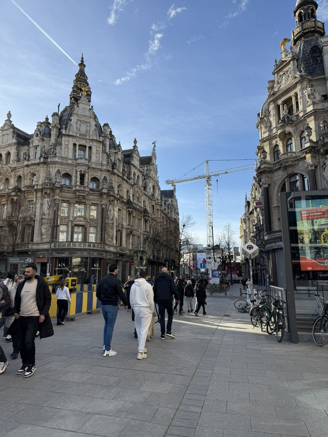 A Beautiful Day in Antwerp’s Historic Center