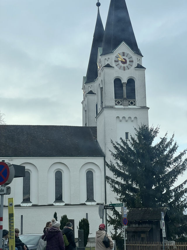 🏰✨ Feldkirch, Austria — Where Medieval Charm Meets Alpine Magic ✨🏞️