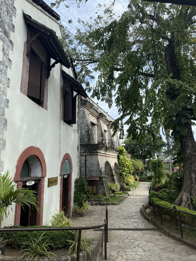 Manila 2 Days Travel Guide 