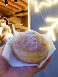 🍩 รีวิวร้านขนม Bombolò Pisa – โดนัดสดใหม่ ไส้แน่น