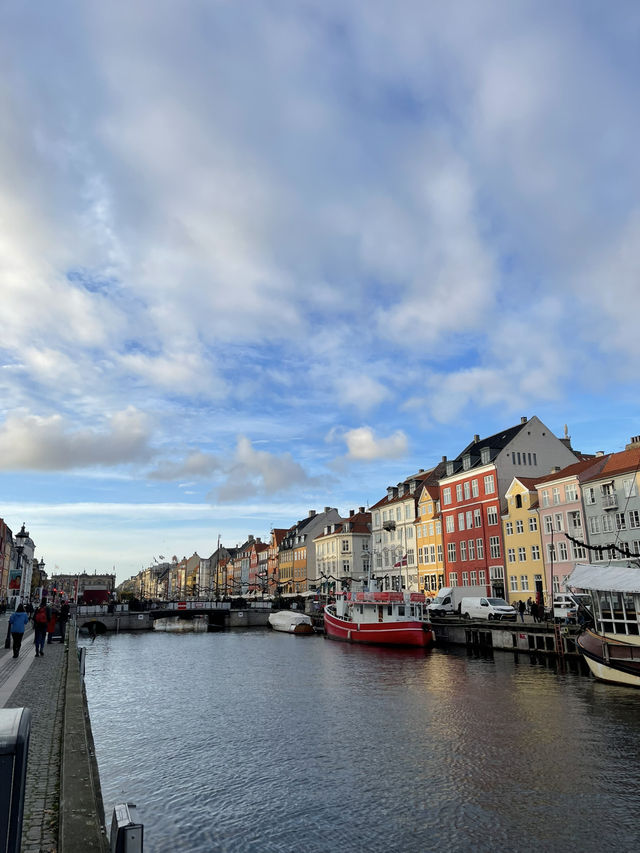 🌟 Copenhagen: Canals, Culture & Cozy Cafés