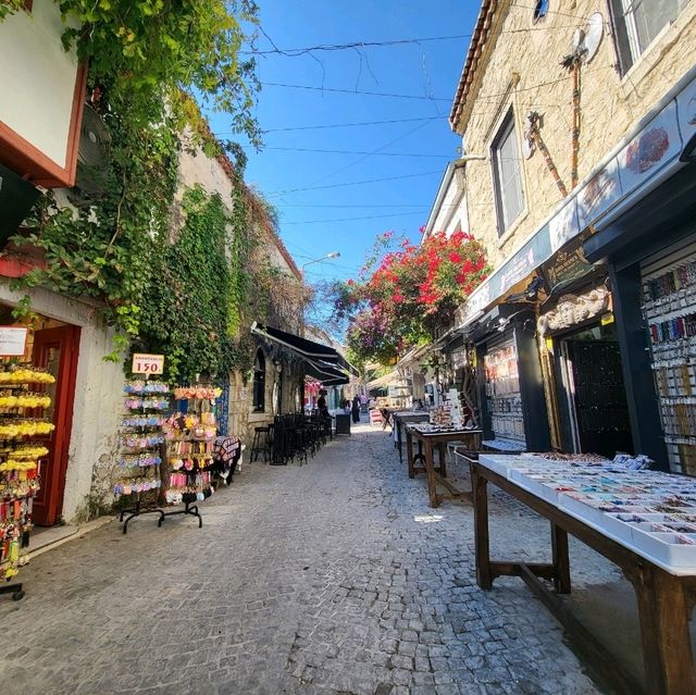🌸💫 Alaçatı – Where Time Slows and Beauty Speaks! 🇹🇷💙