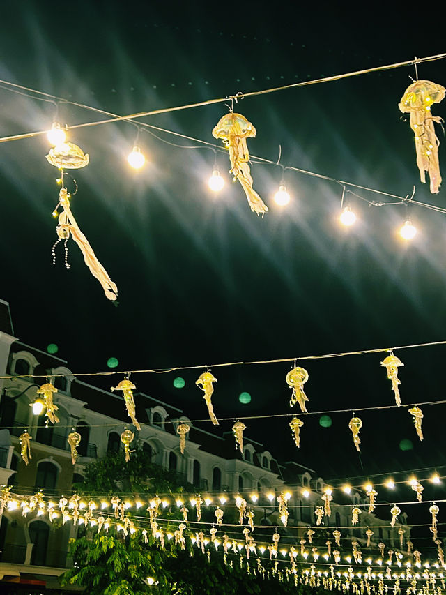 PHU QUOC — THE PLACE YOU'D WANT TO NEVER LEAVE PHU QUOC — THE PLACE YOU'D WANT TO NEVER LEAVE