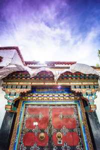 穿越天路，探尋雪域高原的神秘——西藏之旅