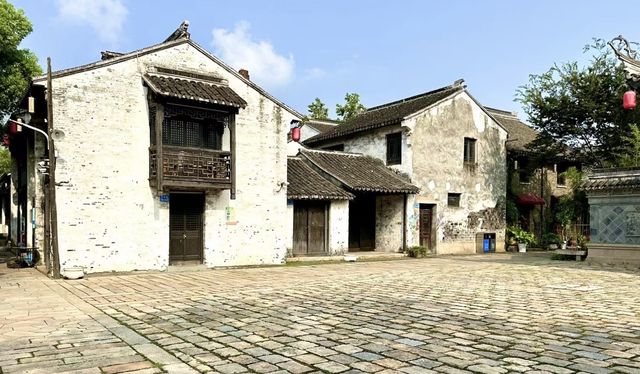 古鎮即酒店，公園是它家花園
