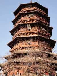在山西，有一座木塔已屹立了上千年：形似故宮的庑殿頂壯闊大氣