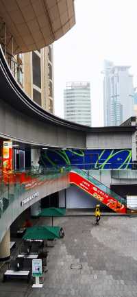 南京西路的“後院”——吳江路休閒街