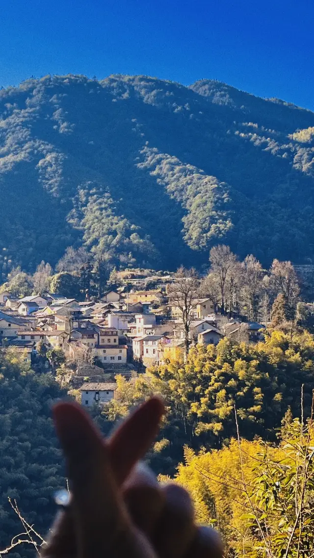 Dubbed by 'National Geographic' as 'the last secret land of Jiangnan', it's stunning