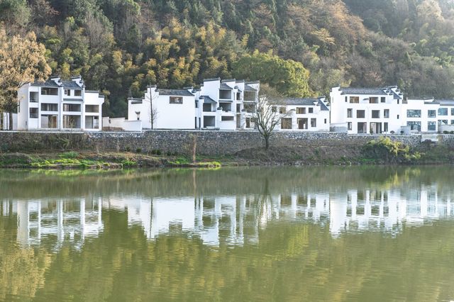 夏天去歙縣漁梁壩徒步，在輕鬆旅行中欣賞“江南都江堰”！