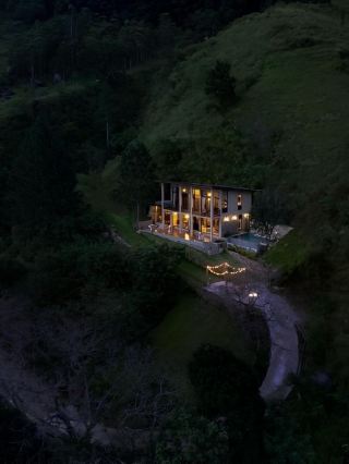 🌟 Sri Lanka Stay: Capoe House Highlights 🏨✨