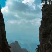 Discover the Enchanting Huangshan Mountains: A Year-Round Gem in Anhui Province