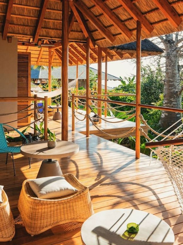 🌴 Zanzibar's Hidden Gem: Luxe Beachside Retreat 🌊
