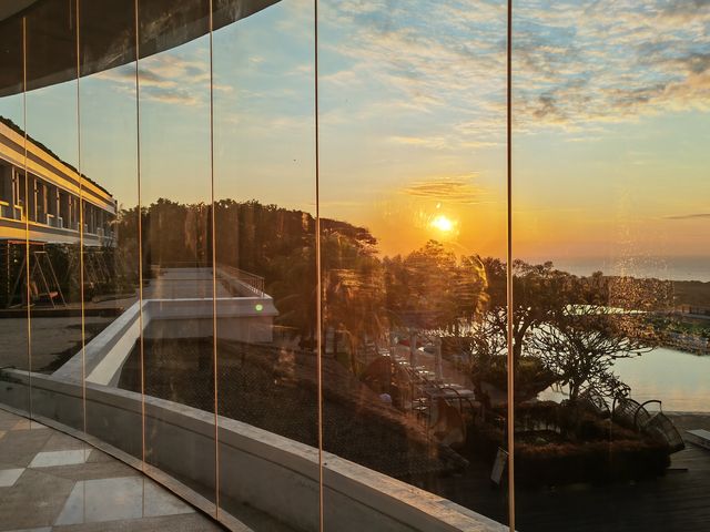 熱帶海島的悠長假期，巴厘島烏魯瓦圖萬麗酒店