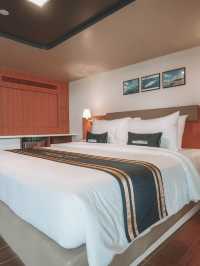 🌟 Bintan's Nautical Paradise: Stay Aboard Doulos Phos! 🚢✨