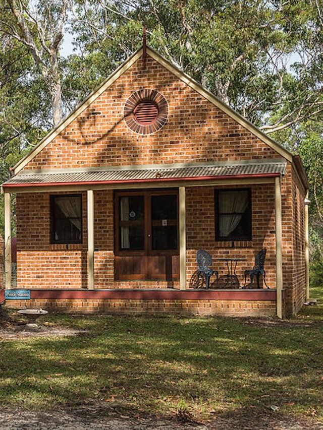 🌟 Jervis Bay Gems: Cozy Cottages & Family BBQ Fun! 🏡🌲