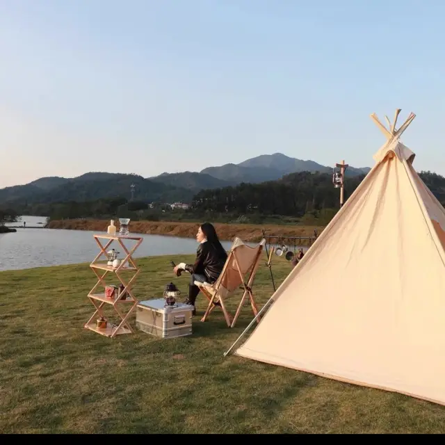 Camping in Wuhan 