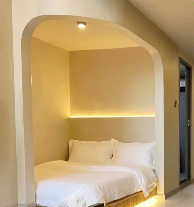 瀋陽中街旁的酒店，離故宮非常近，旅遊很方便。