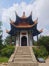 西楚霸王短暫卻又轟轟烈烈的一生。