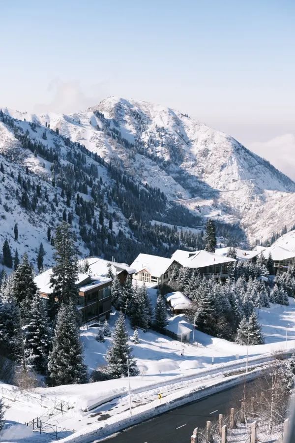 Discover the Joy of Skiing at Almaty Shymbulak