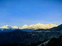 日照金山～梅里雪山