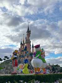 Exploring Disneyland Paris: A Day of Magic and Adventure