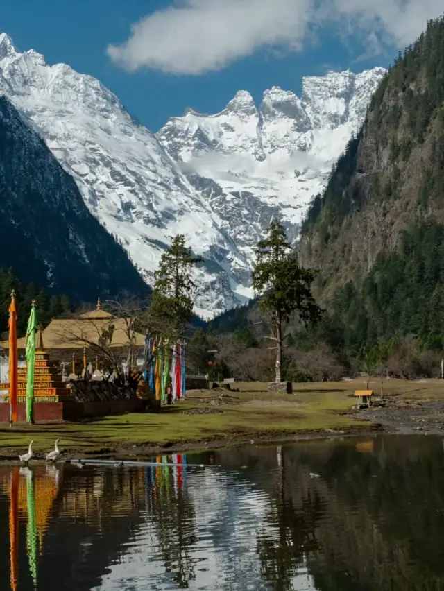 A Comprehensive Hiking Guide to Haba Snow Mountain and Yubeng Village, Shangri-La, Yunnan