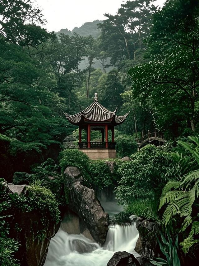 峨眉山湊仔驚魂記！呢3個伏令我諗出家做師太
