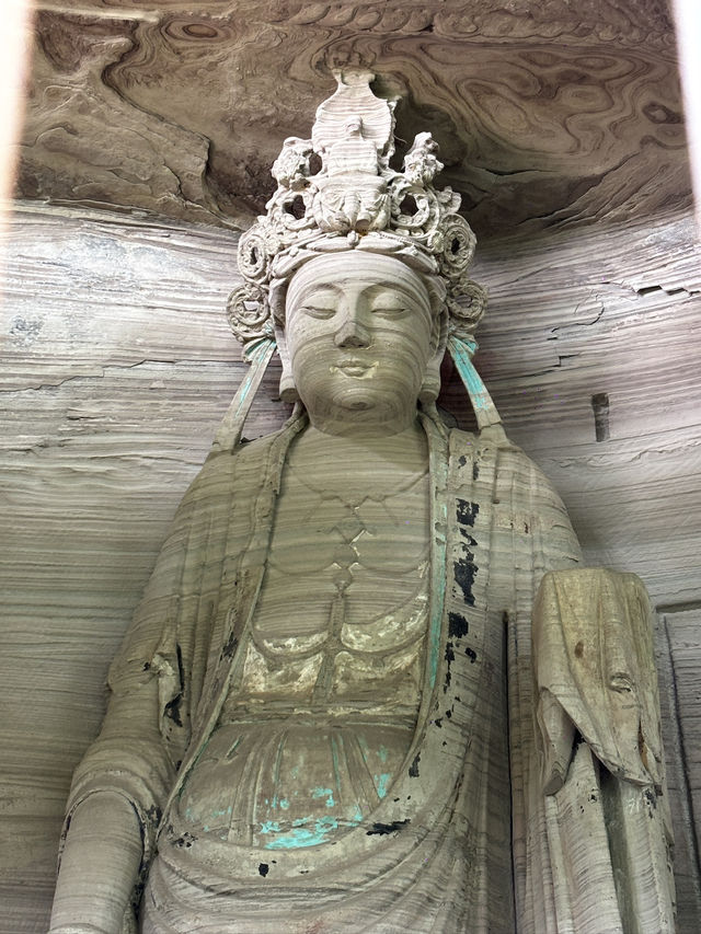 【四川・安岳】風化が美しい茗山寺