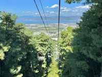 靠着蒼山入眠，偷得浮生半日閒