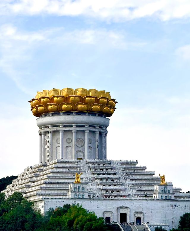 邂逅大香林-兜率天宮，定格雲端佛國之旅