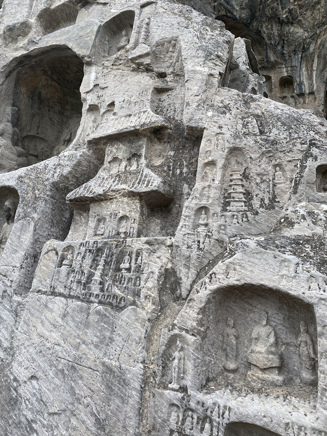 🪨✨ Exploring the Ancient Marvels of Longmen Grottoes 🇨🇳
