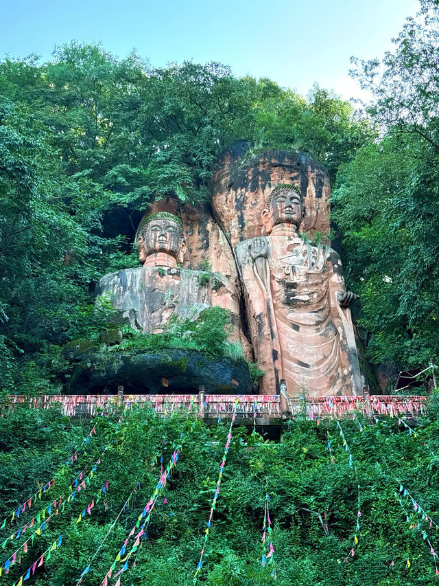 週末出逃計劃｜成都自駕彭祖山，住全季超省心