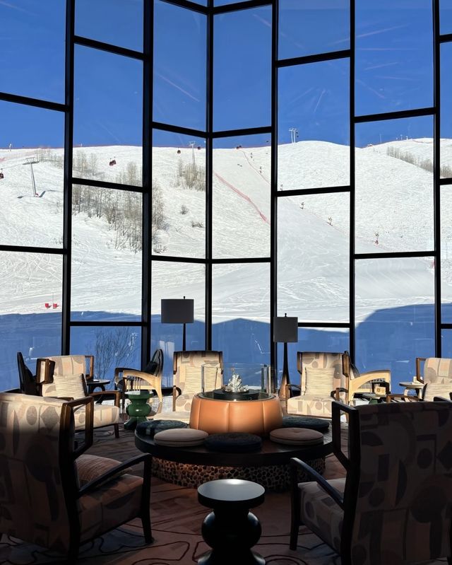 禾木假日酒店,完美的ski in ski out 禾木假日酒店,完美的ski in ski out