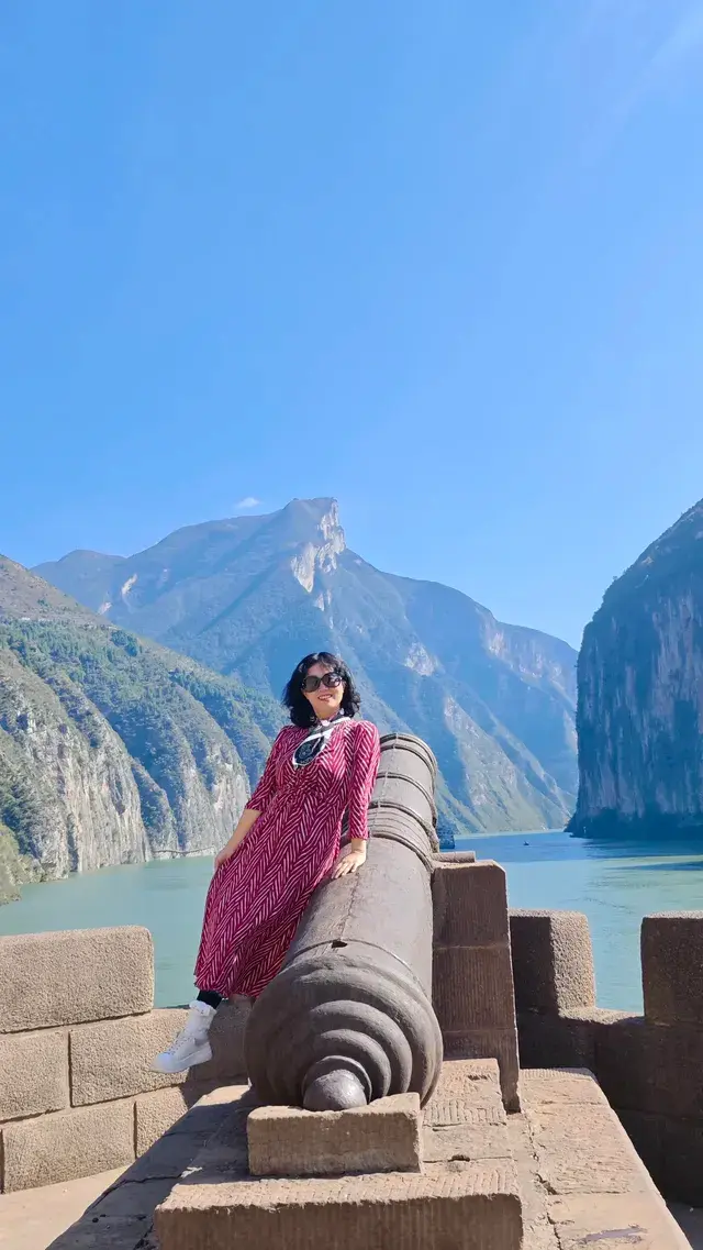 當年睡甲板如今高鐵直達，我的三峽永遠在！