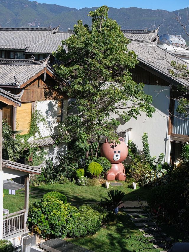 在麗江！！住進花園裡……真的好美！！！
