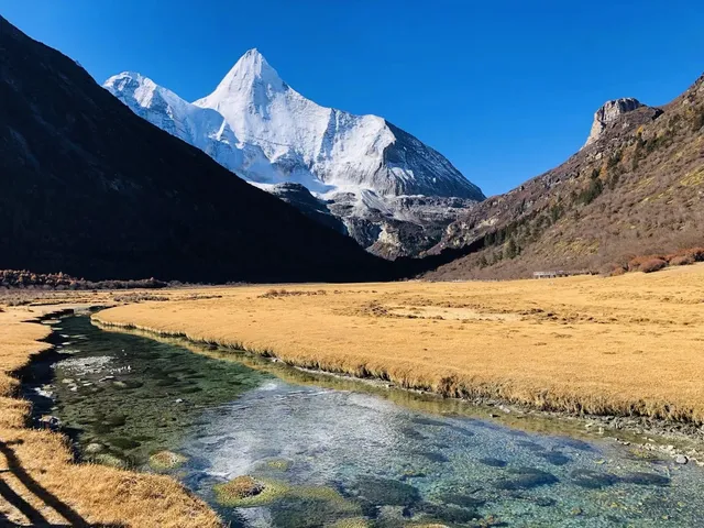 稻城亞丁|此生必去，把靈魂安放在三神山腳