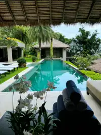 蘇梅島寶藏別墅｜人均海景+影院太讚