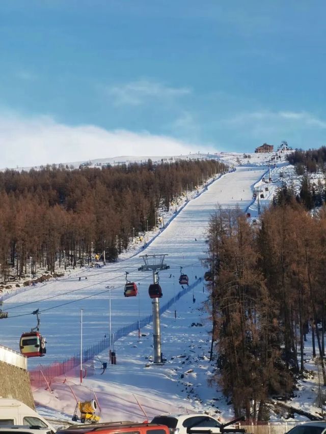 歡迎來可可托海國際度假區遊玩 歡迎來可可托海國際度假區遊玩