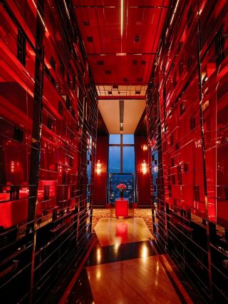 China World Hotel, Beijing | Suspended 330 meters in the air, lie back and watch the CBD skyline