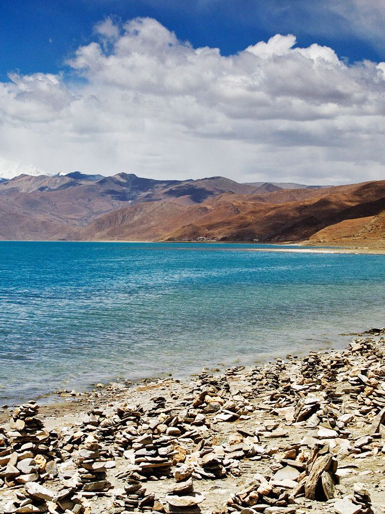 Rekomendasi Wisata Tibet & Hainan untuk Lansia: Itinerary 8 Hari yang Santai dan Nyaman!
