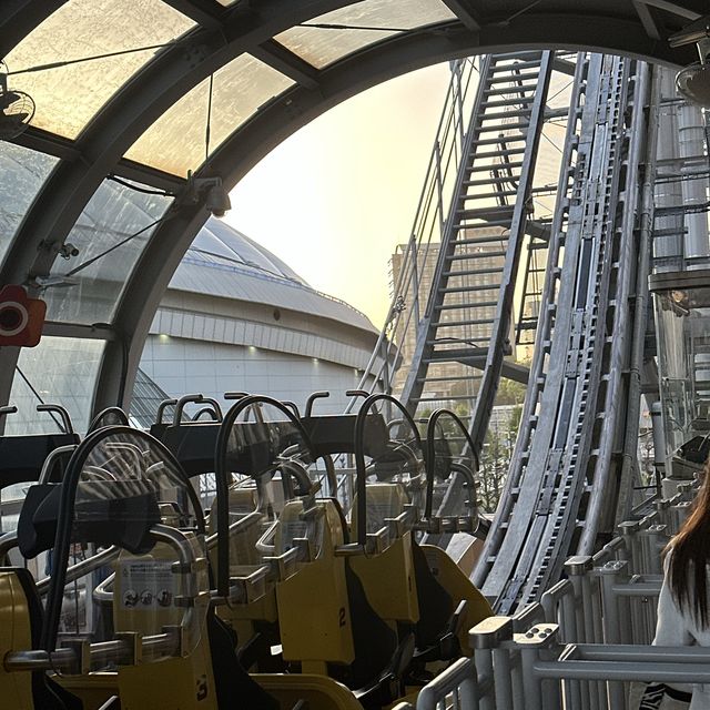 도심을 가로지르는 롤러코스터를 탈 수 있는, 도쿄돔시티 🎢