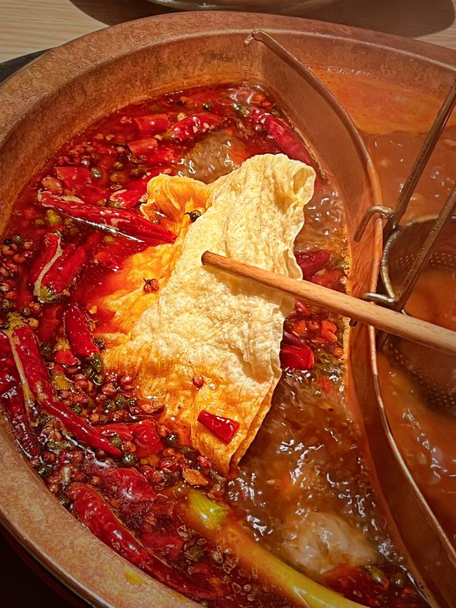 高質食材足料鮮味 方叔叔正宗重慶麻辣火鍋
