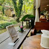 ธารชีวีคาเฟ่ 