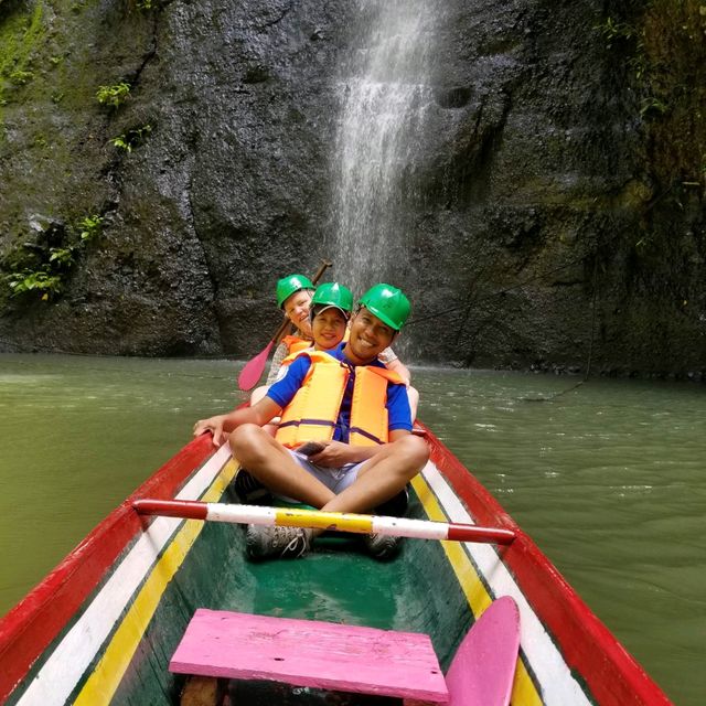 Pagsanjan Falls (waterfall) 