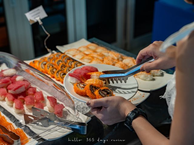 Rim Talay ห้องอาหารโรงแรมหรูภูเก็ต ซีฟู้ดไม่อั้น