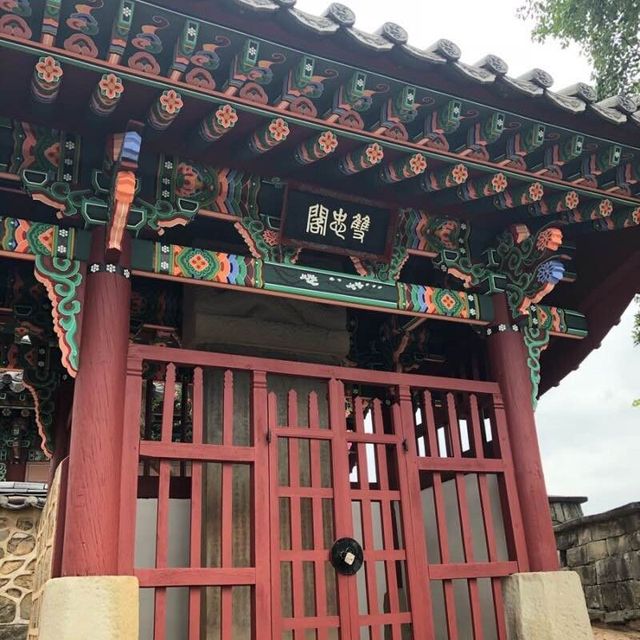 진주 관광명소 1위를 차지하고 있는, 진주성